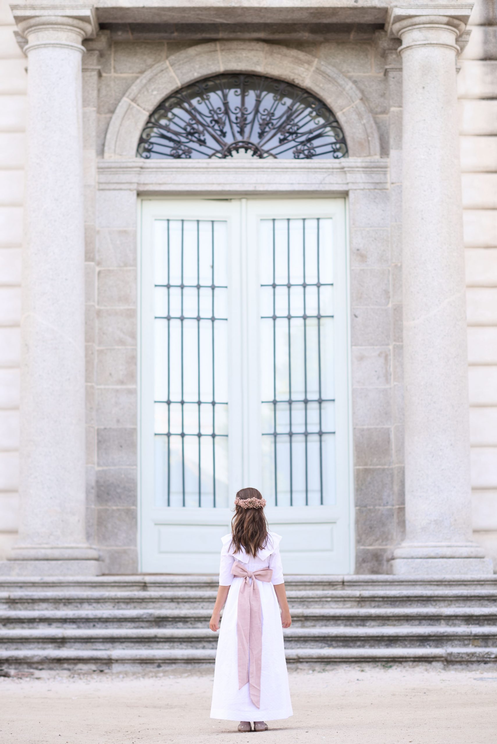 fotos-comunion-palacio-boadilla Sesión de fotos de comunión en exterior en Boadilla del Monte